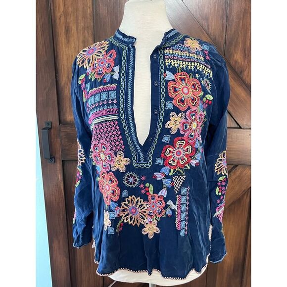 Johnny Was Small Biya Katie Blue Night Embroidered Floral Tunic BlousE - Picture 1 of 9